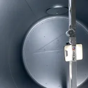 Klappbare Aluminium-Anlegeleiter 3,30 m für enge Tankräume und Tankschutzarbeiten